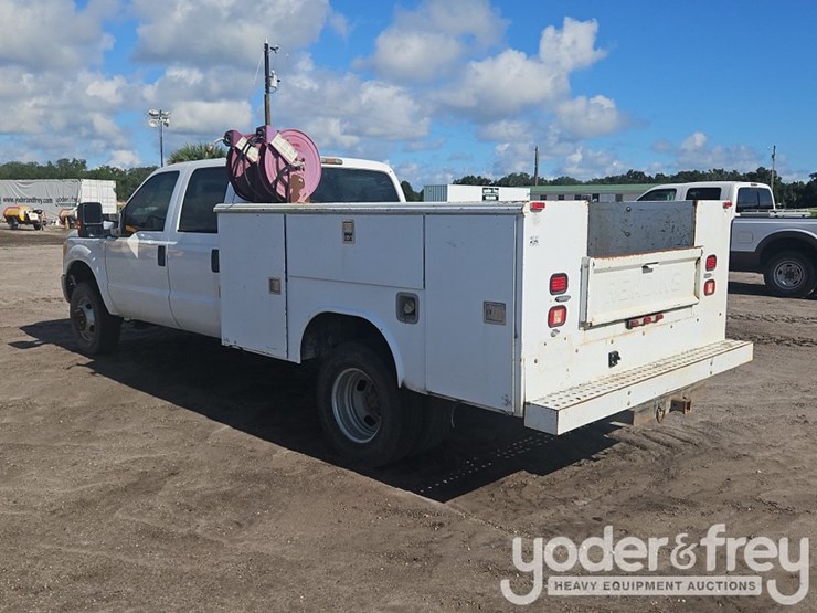 2014-ford-f350-xl-image-4