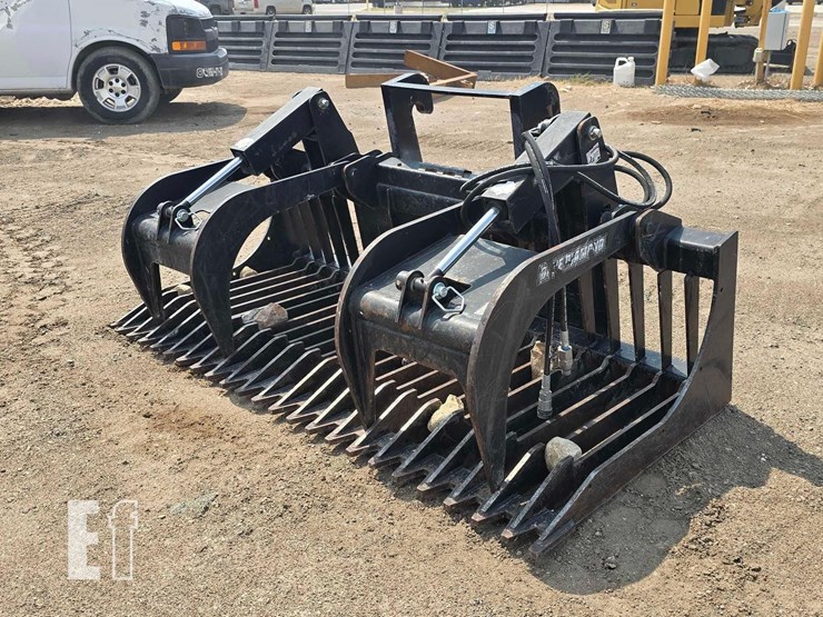 caterpillar-910-image-1