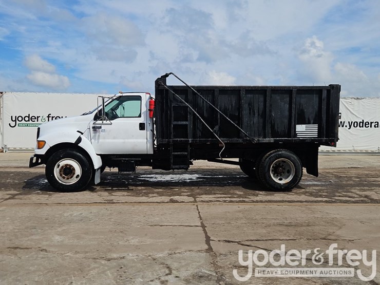2000-ford-f650-xl-image-2