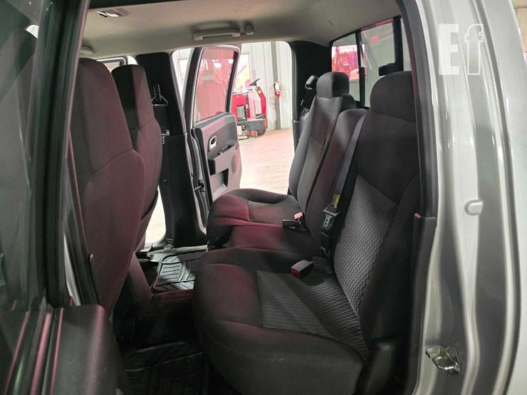 2012-chevrolet-colorado-image-10