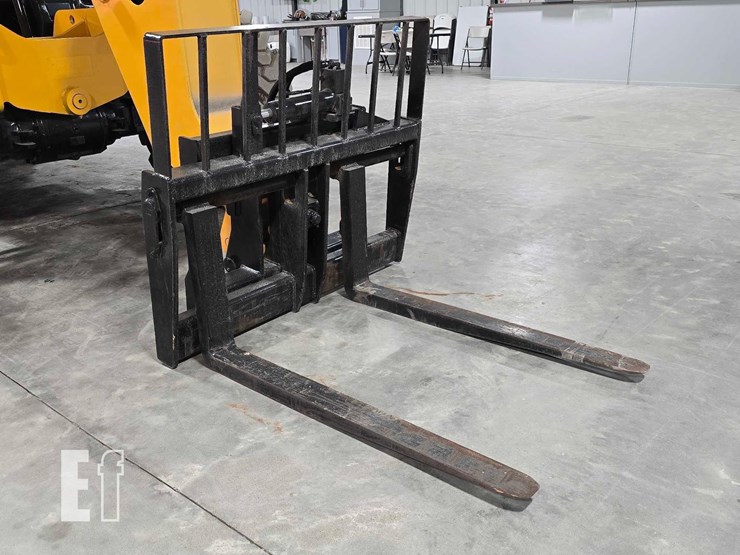 2015-jcb-507-42-image-10