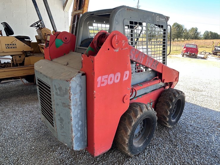 #82-•-omni-quip-compact-skid-steer-image-7