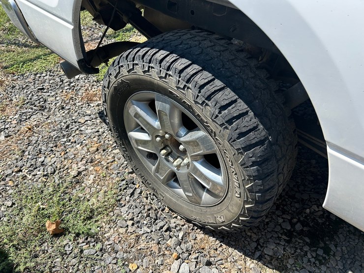 2014-ford-f150-xlt-image-16
