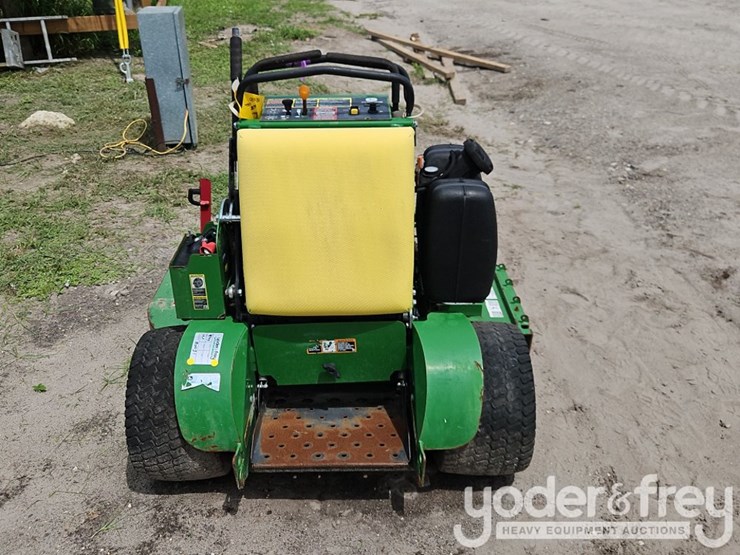 2020-john-deere-652m-image-4