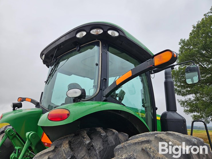 2011-john-deere-8285r-image-13