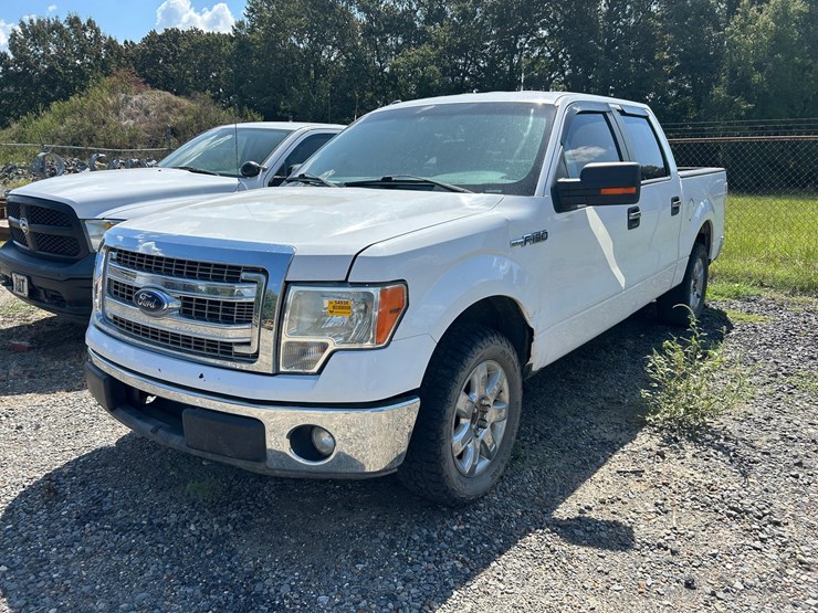 2014-ford-f150-xlt-image-1