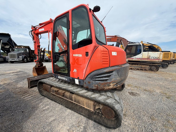 #23-•-2012-kubota-080-3-mini-excavator-image-11