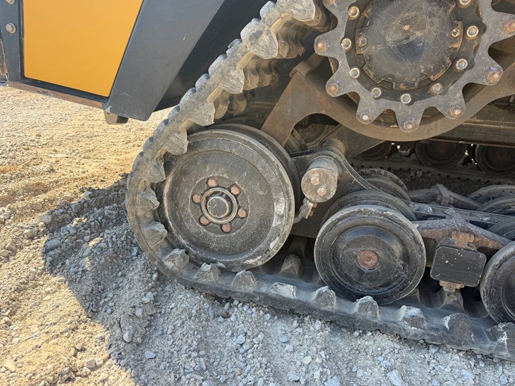 2024-supertrak-sk200tr-image-22