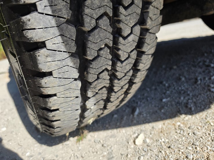 2010-ford-f150-image-29