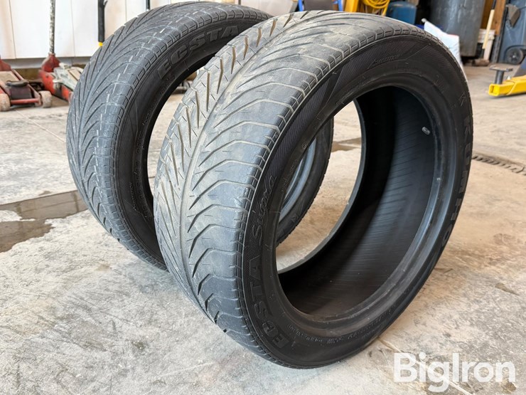 kumho-ecsta-supra-245/45zr17-radial-tires-image-1