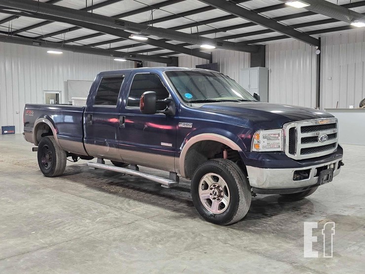 2006-ford-f350-sd-image-2