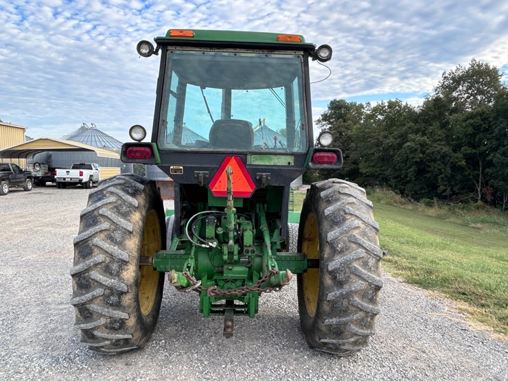 john-deere-4440-image-6