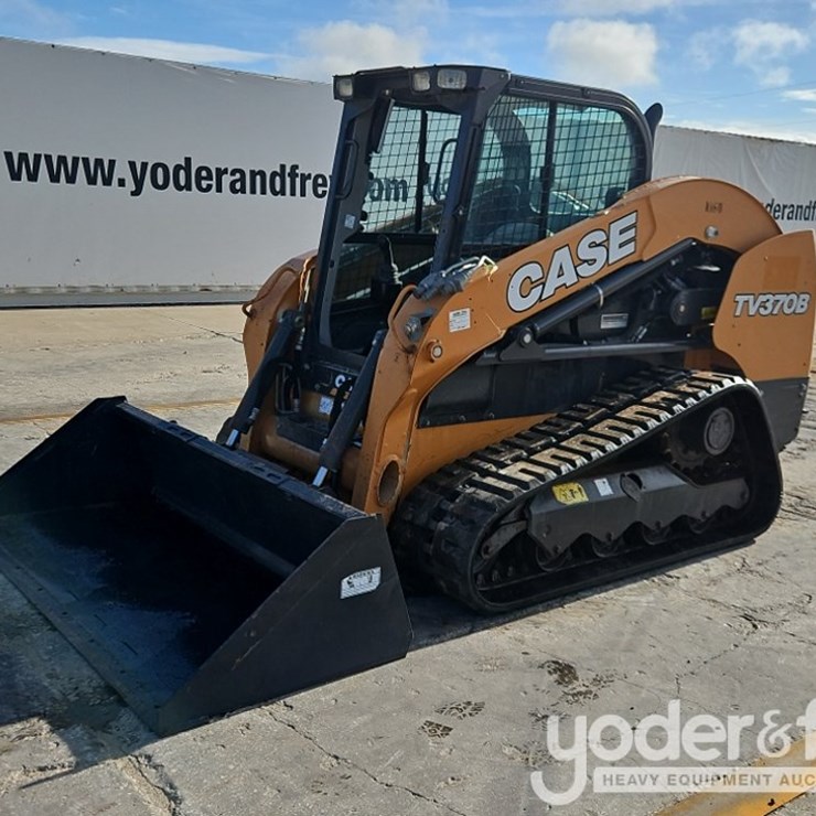 2021 CASE TV370B
