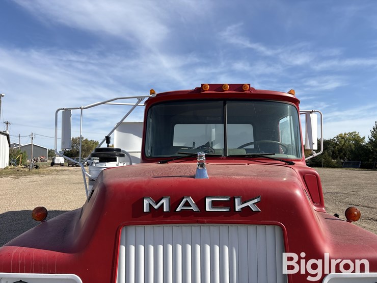 1983-mack-dm492s-image-12
