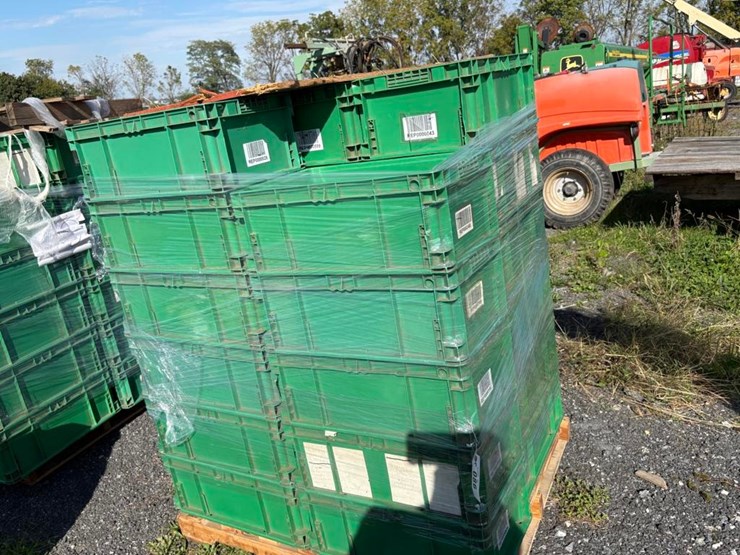 stackable-plastic-bins-image-1