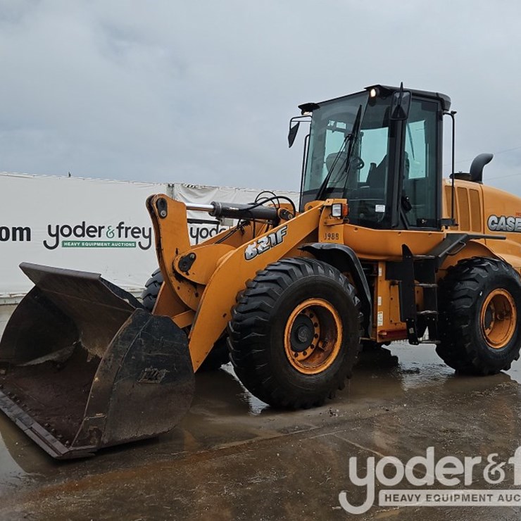 2016 CASE 621F