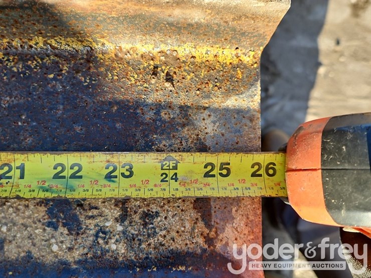 2019-caterpillar-d5k2-lgp-image-19
