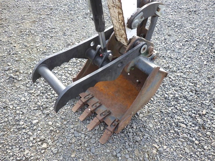 2019-bobcat-e32i-image-29