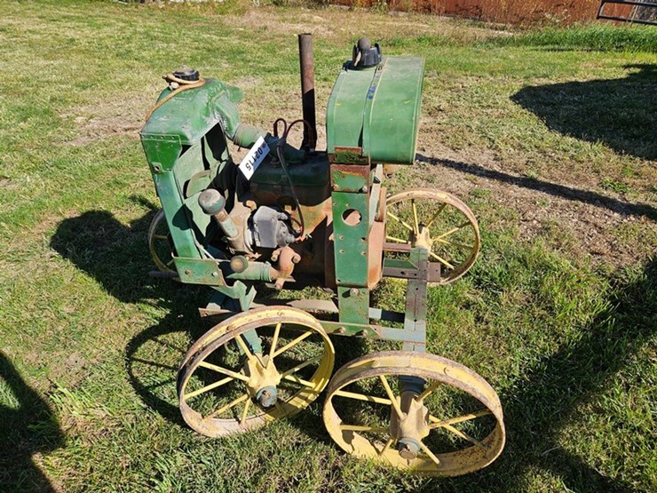 john-deere-luc-image-2