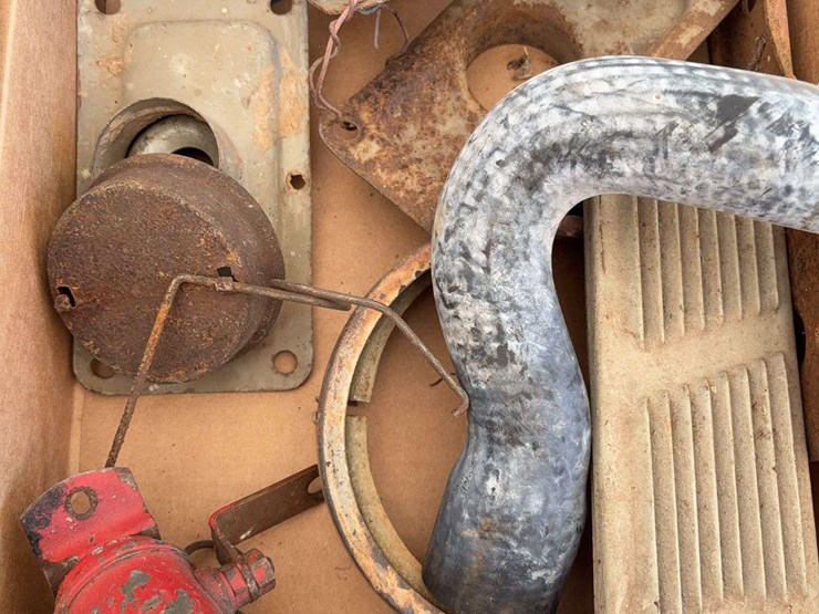 ford-tractor-image-3