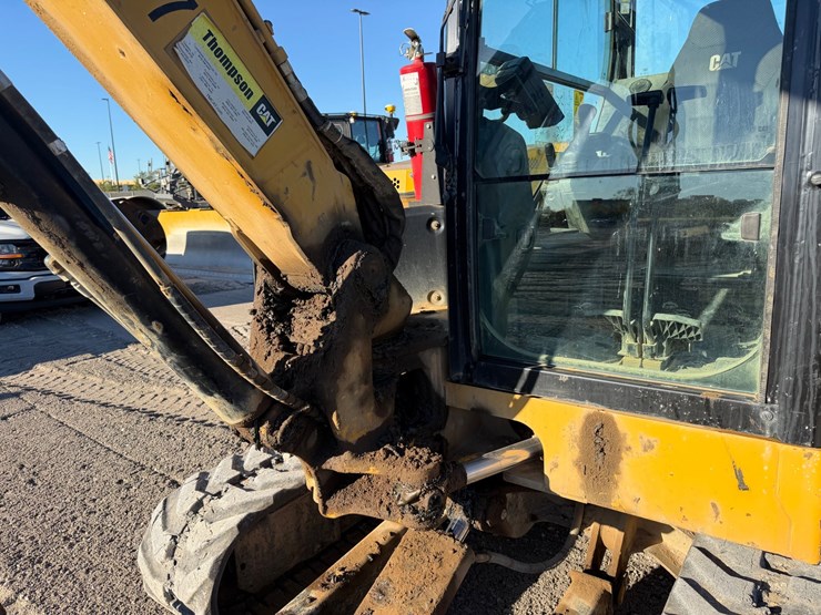 2020-caterpillar-306-image-19