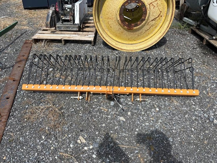 3-pt.-pine-straw-rake-image-1