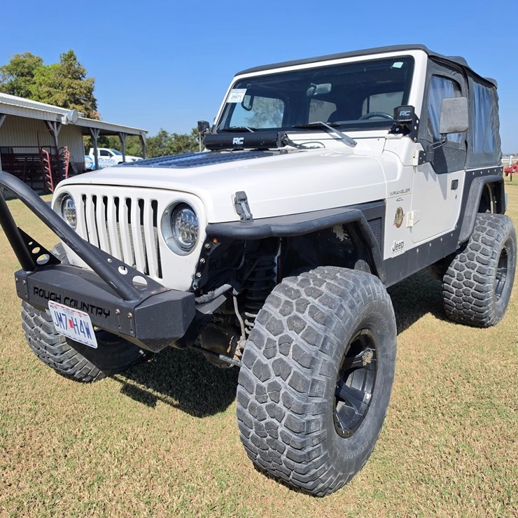 2000 JEEP WRANGLER
