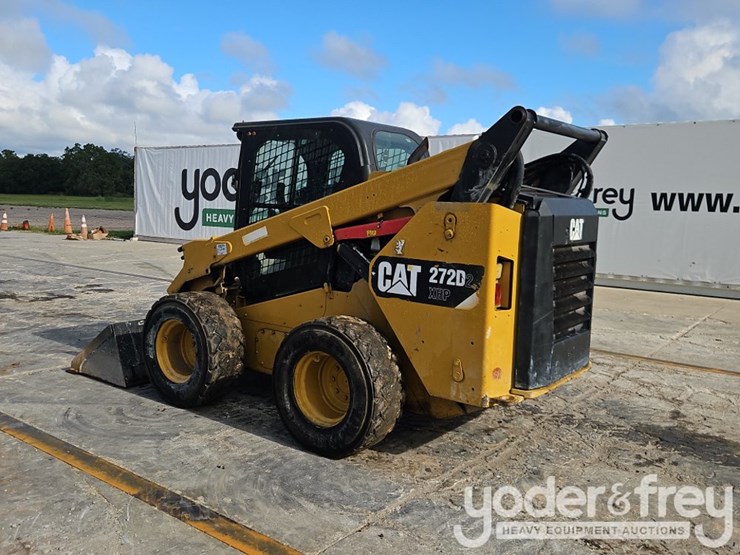 2017-caterpillar-272d2-xhp-image-4