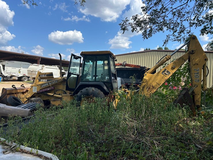 1997-deere-710d-image-4