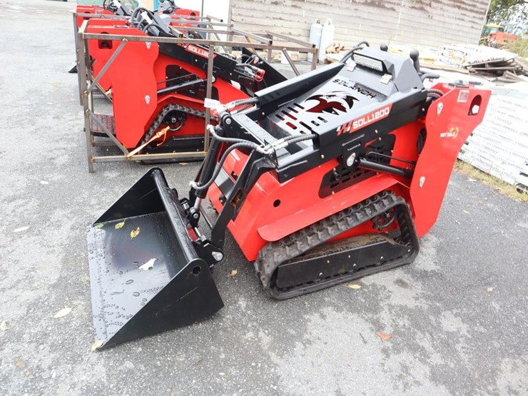 sdlanch-ssl200-skid-steer-loader-image-4