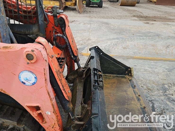 2016-kubota-svl75-2-image-13