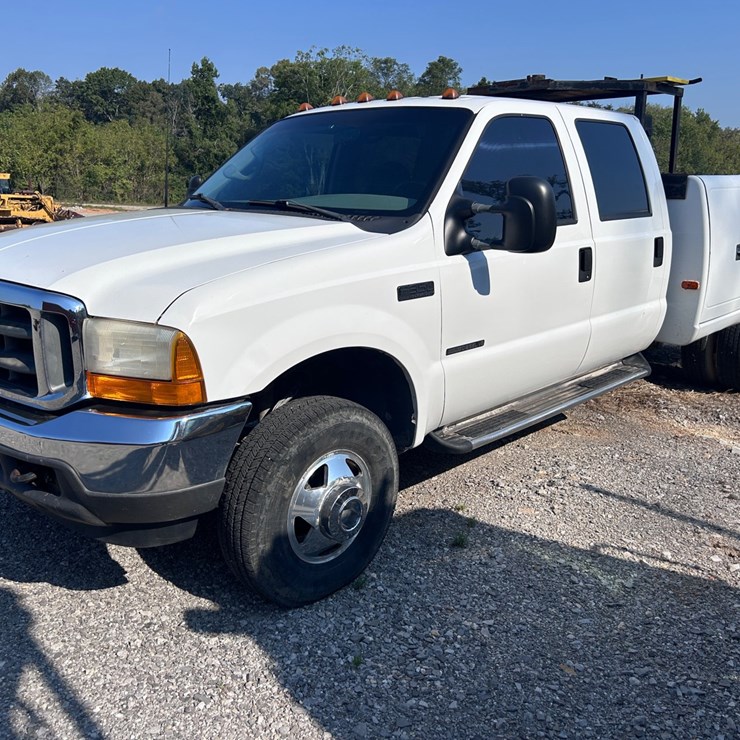 2001 FORD F350 XLT