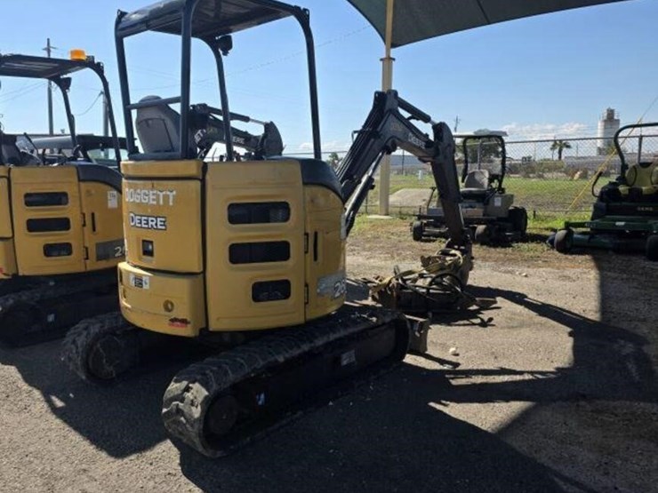 deere-26g-image-3