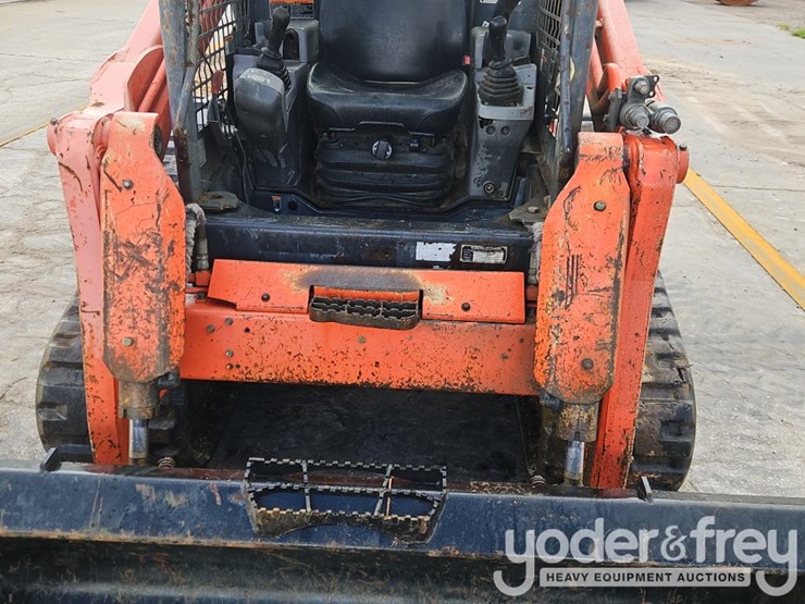 2016-kubota-svl75-2-image-15