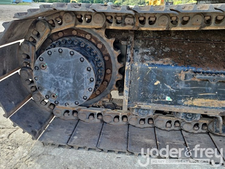 2019-caterpillar-336-image-9