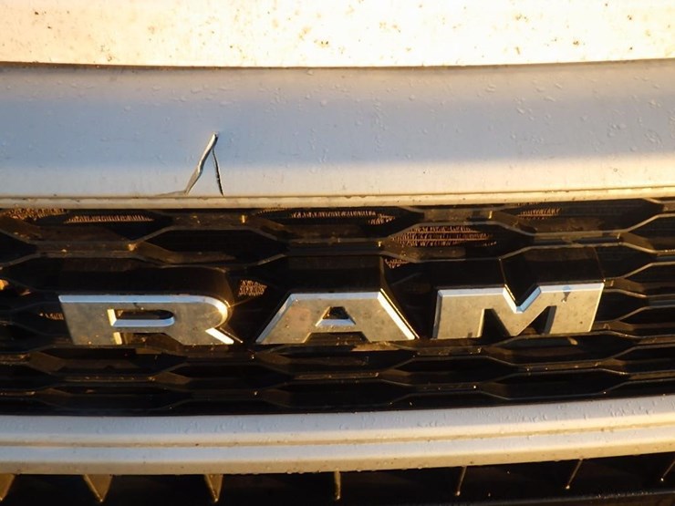 2021-dodge-3500-image-9