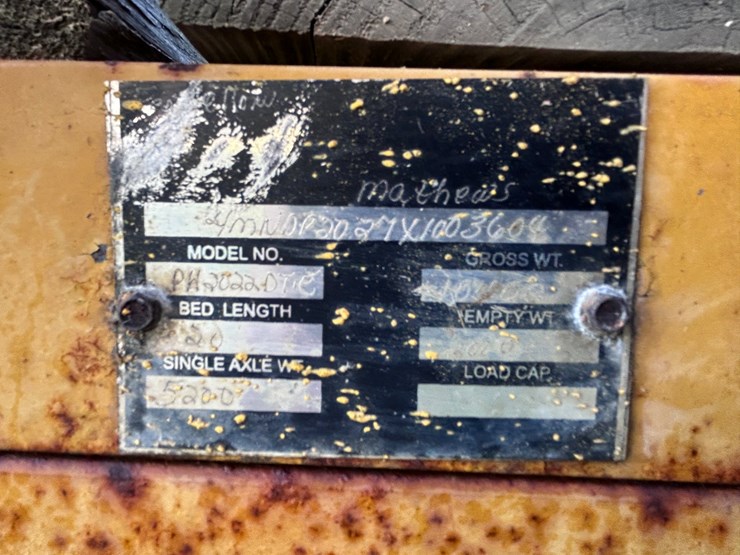 #93-•-20’-matthews-tandem-axle-gooseneck-trailer-image-15
