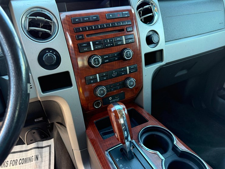 2010-ford-f150-lariat-image-11