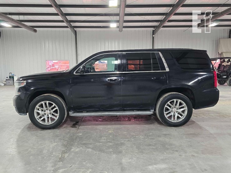 2015-chevrolet-tahoe-police-image-5