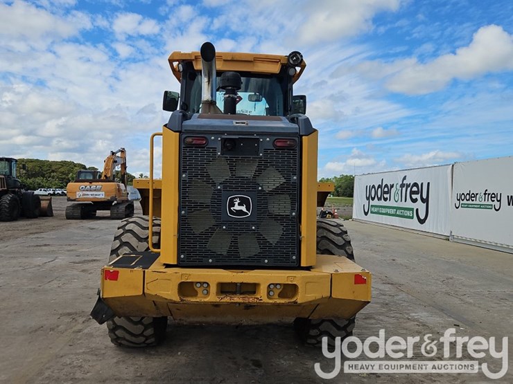 2019-deere-624l-image-21