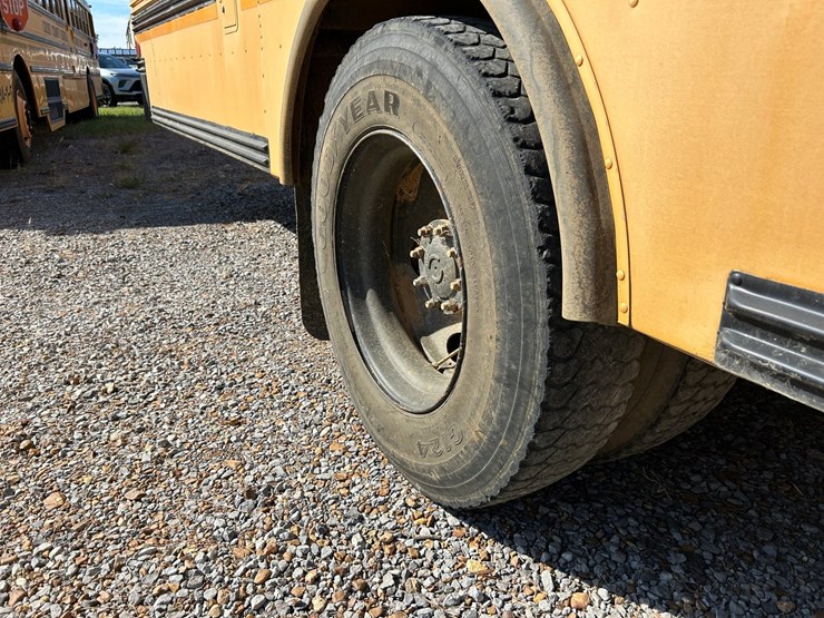 2007-caterpillar-c7-image-19
