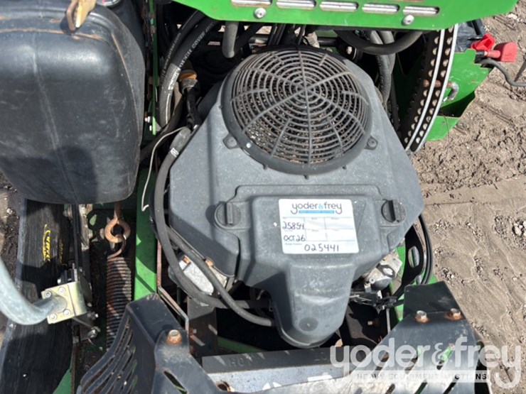 2014-john-deere-636m-image-5