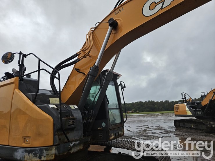 2018-case-cx245dsr-image-13