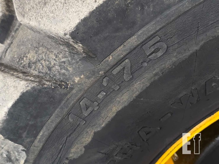 2020-jcb-930-image-24