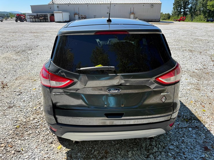 2015-ford-escape-image-7