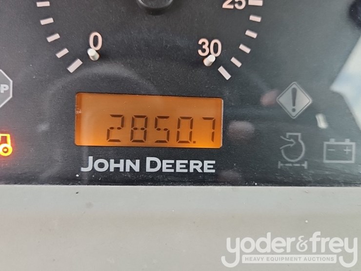 2012-john-deere-4520-image-29