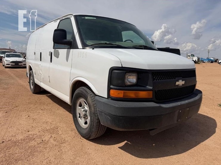 2006-chevrolet-express-1500-image-2