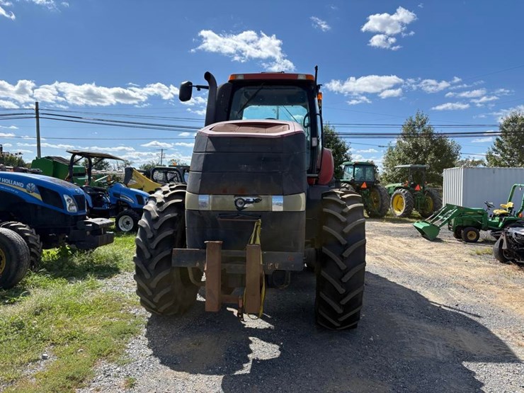 case-ih-magnum-235-image-7