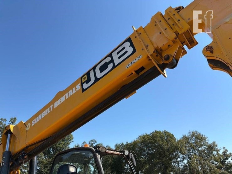 2017-jcb-512-56-image-23