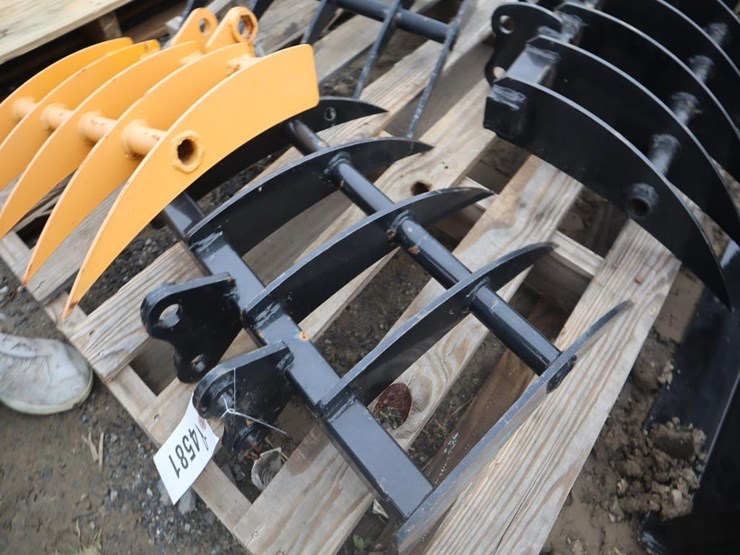 mini-excavator-root-rake-image-3